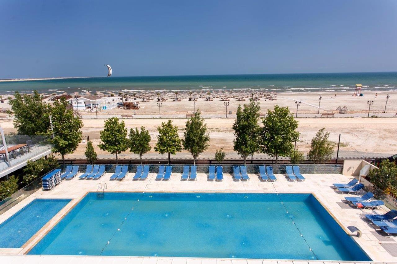 Nautic Luxury Club Hotel Navodari Bagian luar foto
