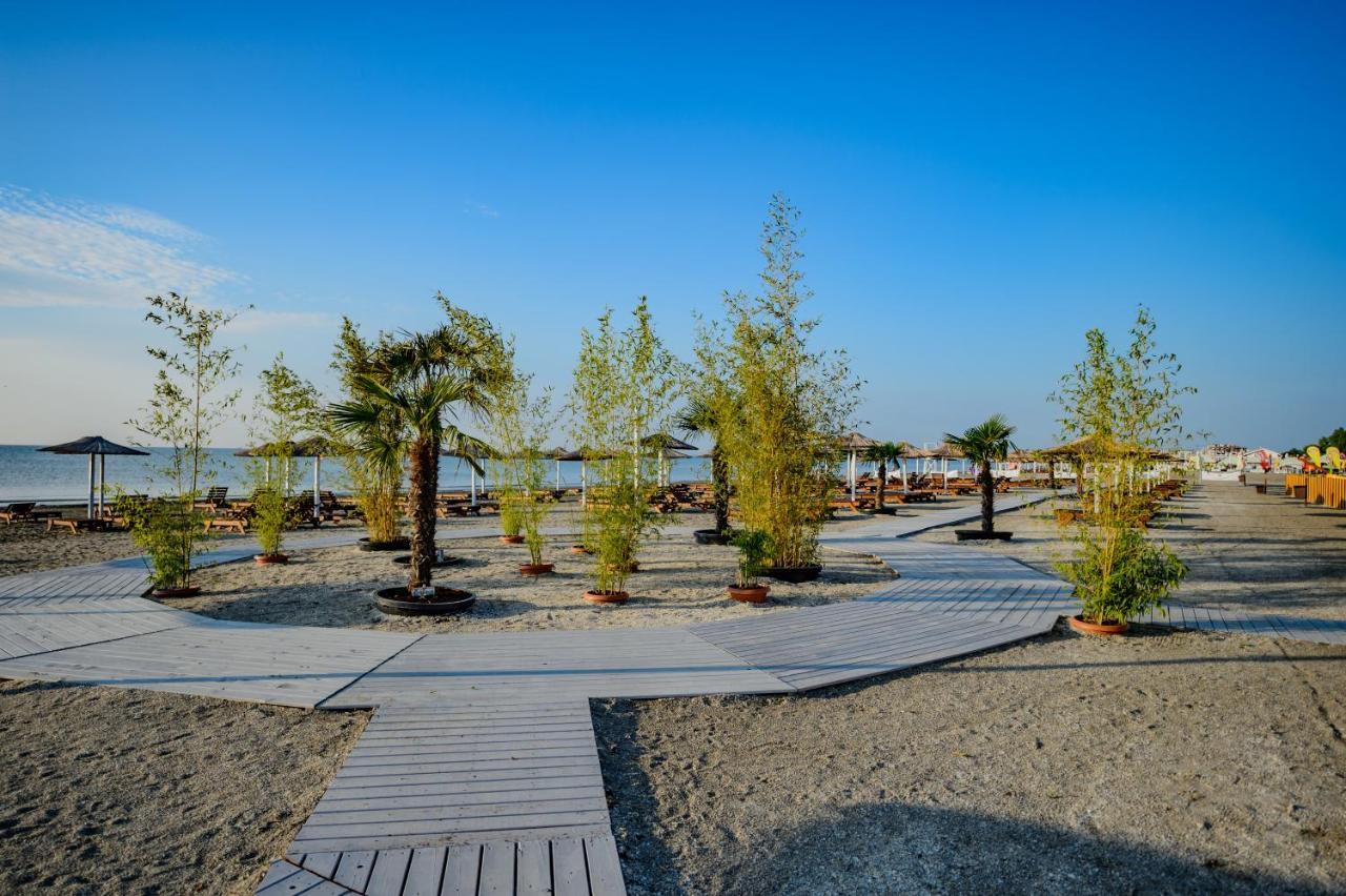 Nautic Luxury Club Hotel Navodari Bagian luar foto