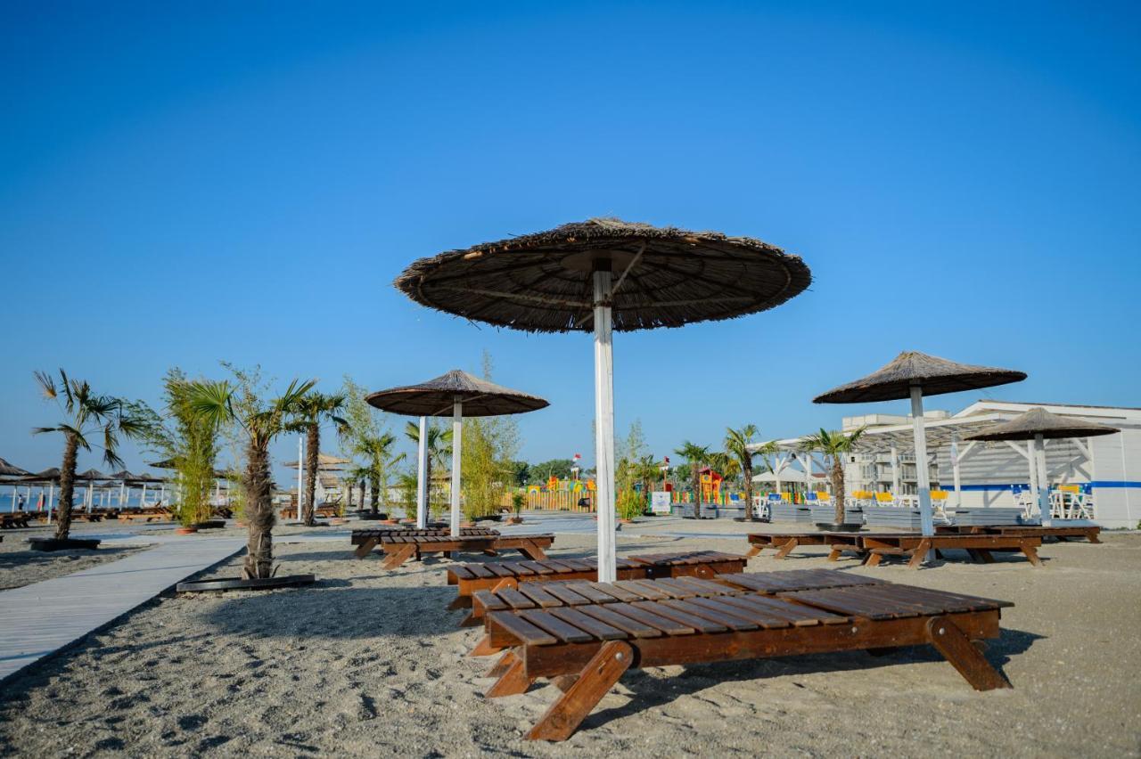 Nautic Luxury Club Hotel Navodari Bagian luar foto