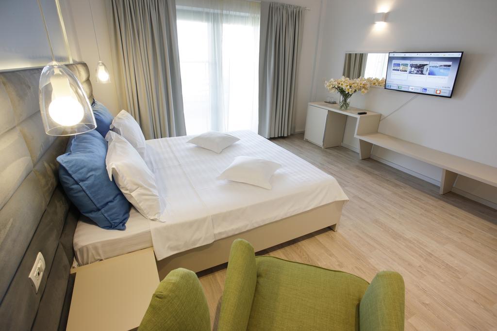 Nautic Luxury Club Hotel Navodari Ruang foto