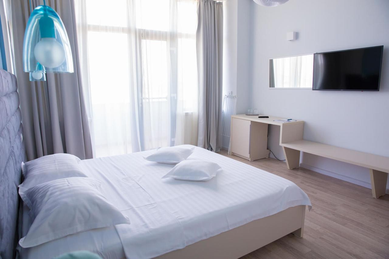 Nautic Luxury Club Hotel Navodari Bagian luar foto